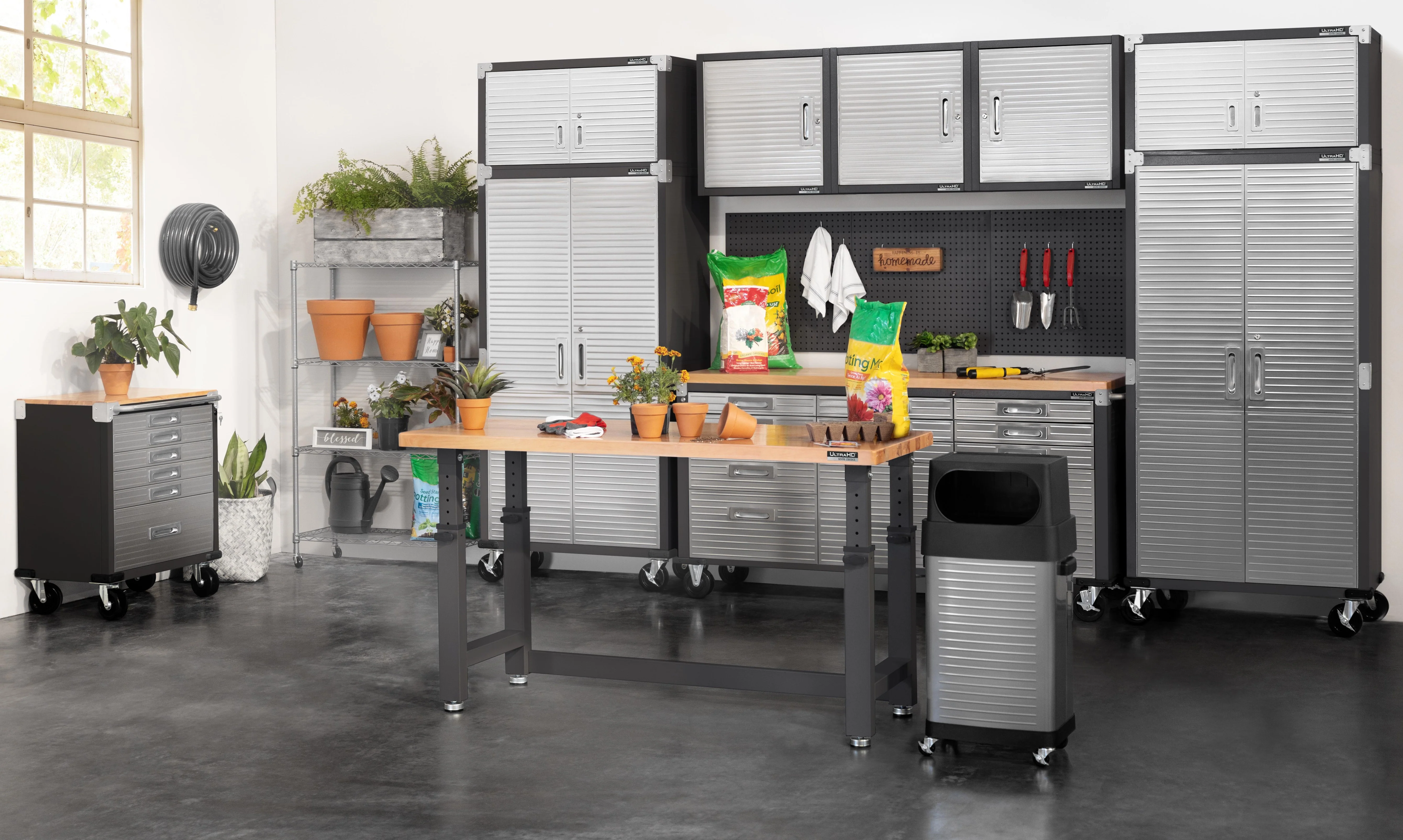 UltraHD® Height Adjustable Workbench, Graphite - Image 9