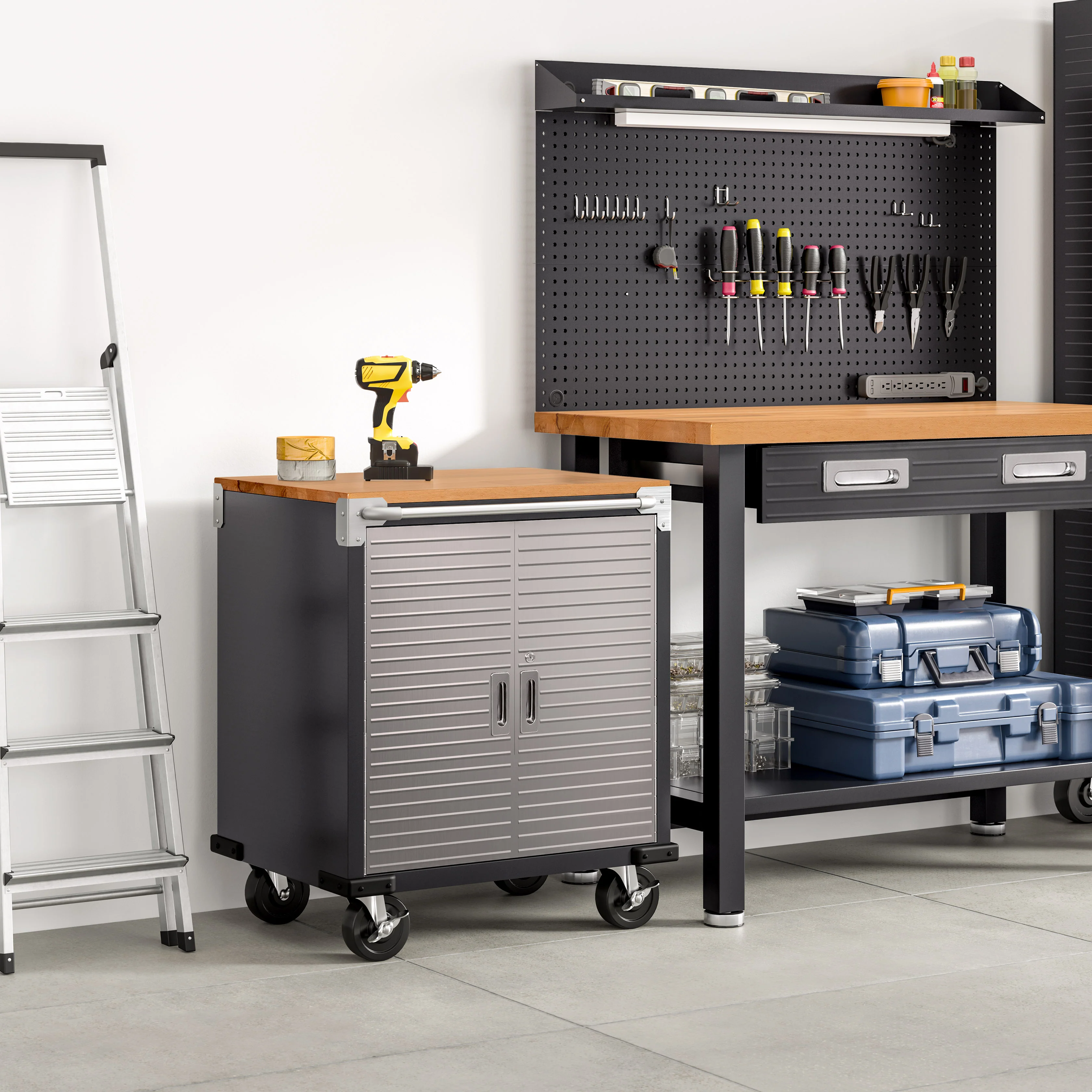 UltraHD® 2-Door Rolling Cabinet - Image 6